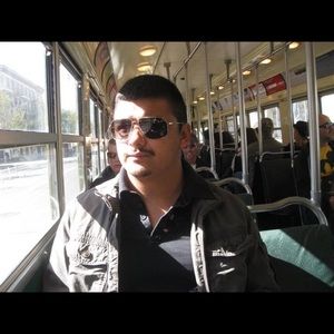 Meet your Posher, Cristhian